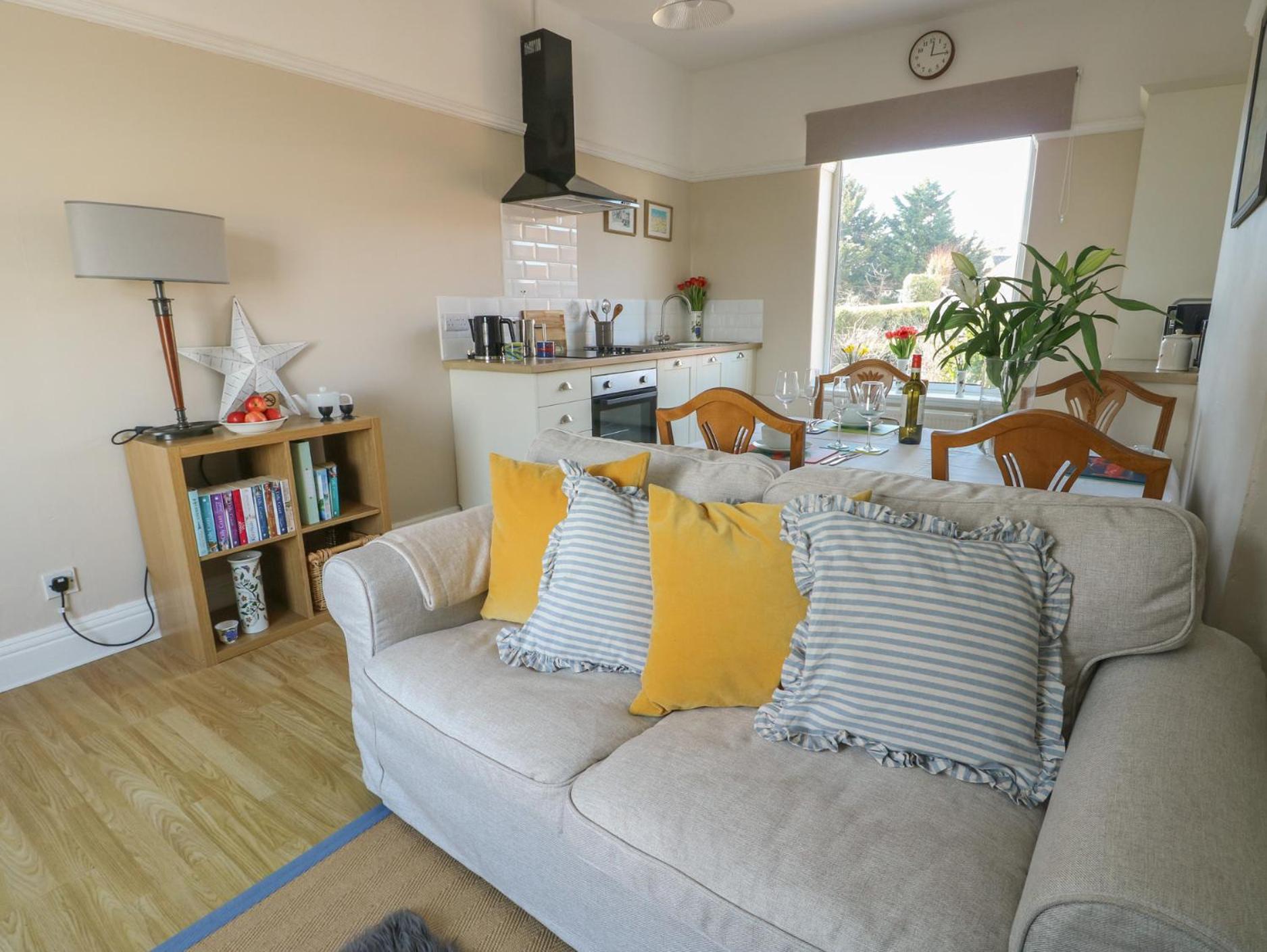 Rhos Retreat No 7 Apartment ภายนอก รูปภาพ